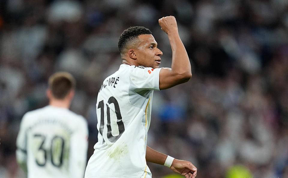 欧冠进球大比拼：姆巴佩独揽11球领跑全队，光鲜背后隐忧难掩