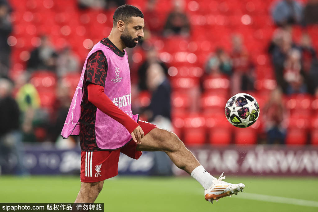 新老传承,利物浦双星闪耀:萨拉赫告别演出,17岁新星恩古莫哈惊艳亮相